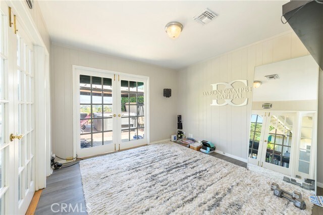 Building Photo - 3633 Willowcrest Ave