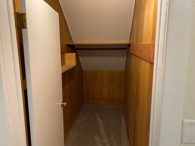 Building Photo - Available June 16th - 1 BED 1 BATH