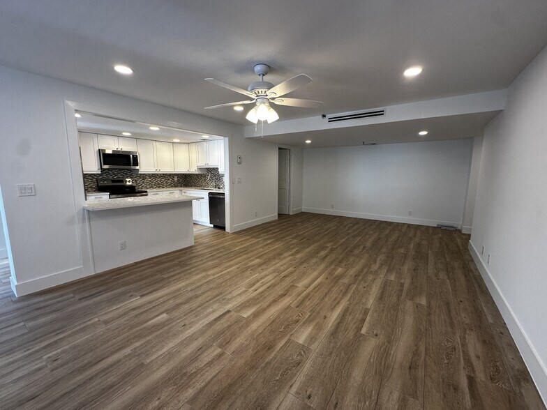 Building Photo - 1748 Jupiter Cove Dr