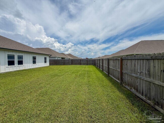 Building Photo - 6169 Jenks Dr