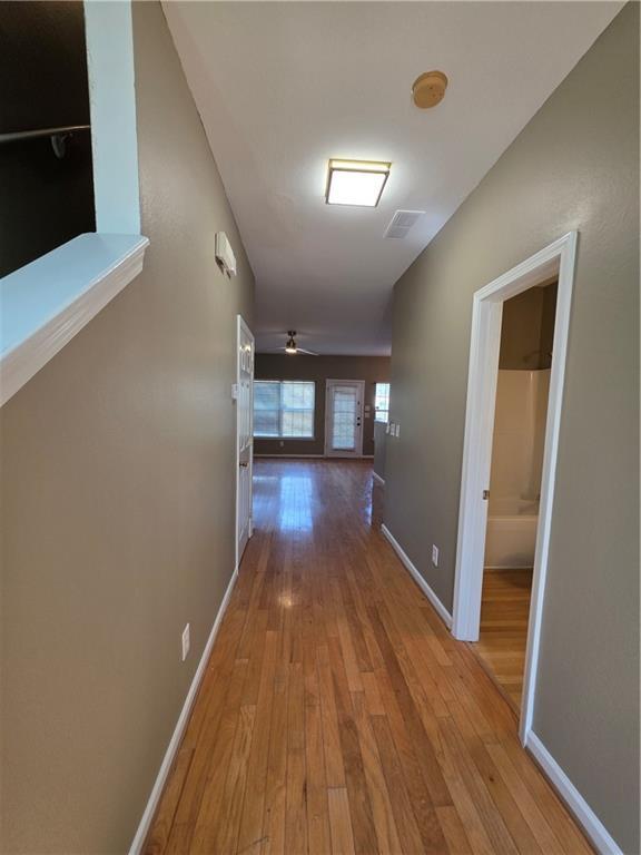 Building Photo - 7067 Brookview Cir