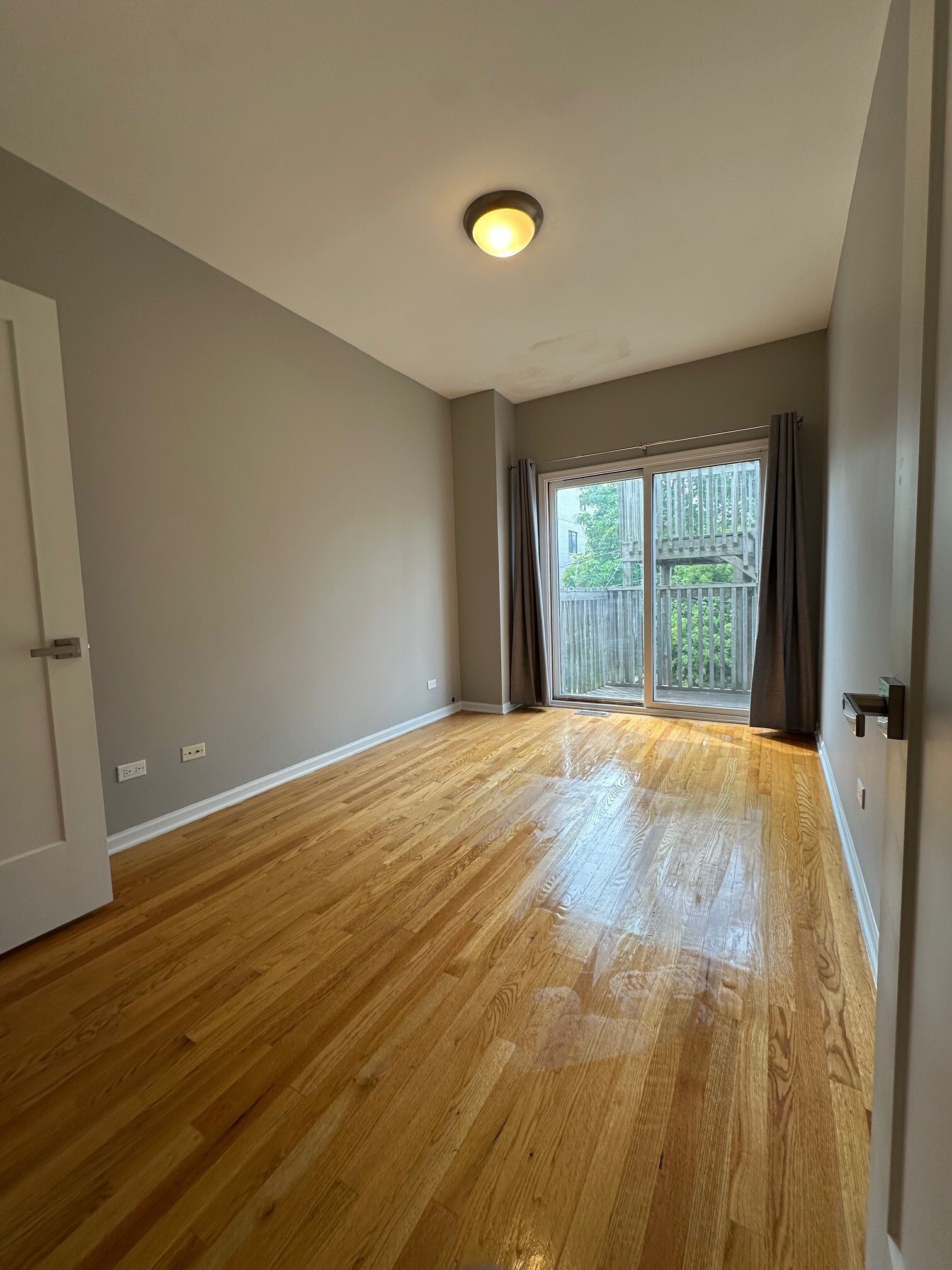 Bedroom (B) - 724 N Willard Ct