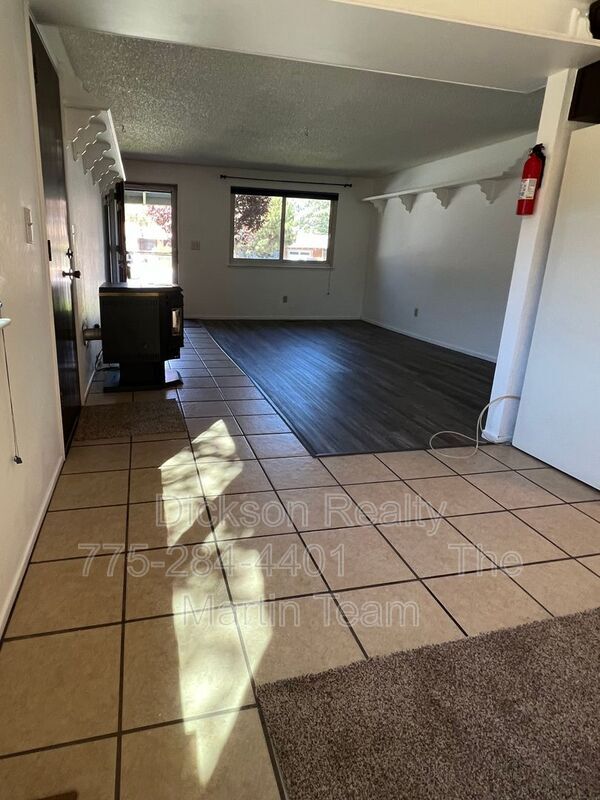 Building Photo - 1765 Camille Dr