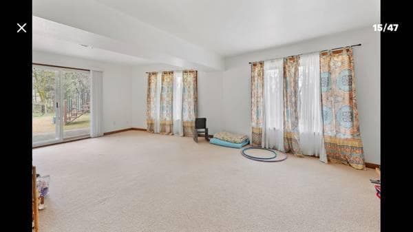 Building Photo - 498 NW Scenic Dr