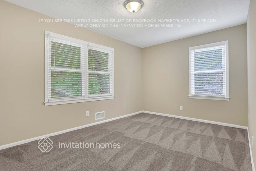 Building Photo - 27 Simpson Dr NE