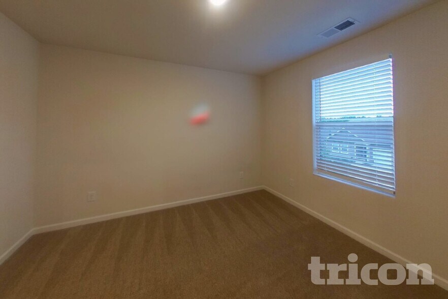 Building Photo - 609 Cedar Brk Dr
