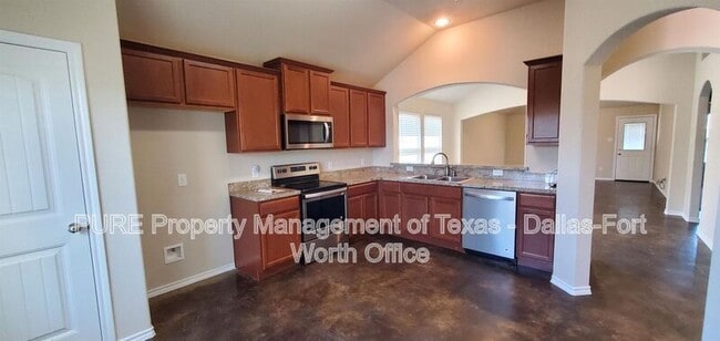 Building Photo - 7205 Mistletoe Trail