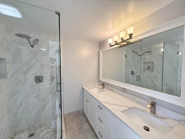Building Photo - 5741 57th Way