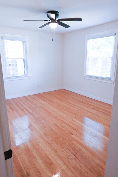 Building Photo - 6013 Patterson Ave