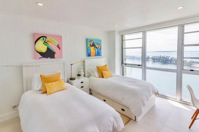 Building Photo - 2451 Brickell Ave