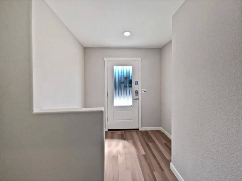 Building Photo - 4074 Southampton St