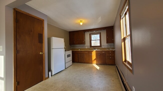 Building Photo - 902 N Hamilton St