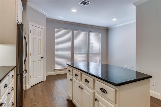 Building Photo - 3471 Howell St