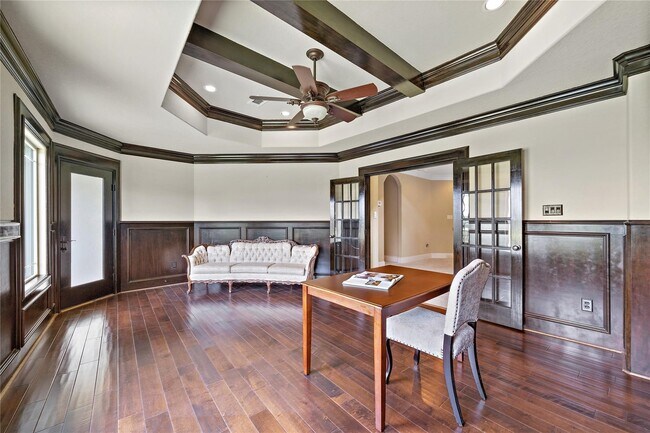 Building Photo - 19182 Grandview Point