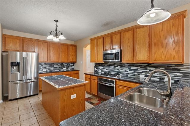 Building Photo - 2307 Galway Dr