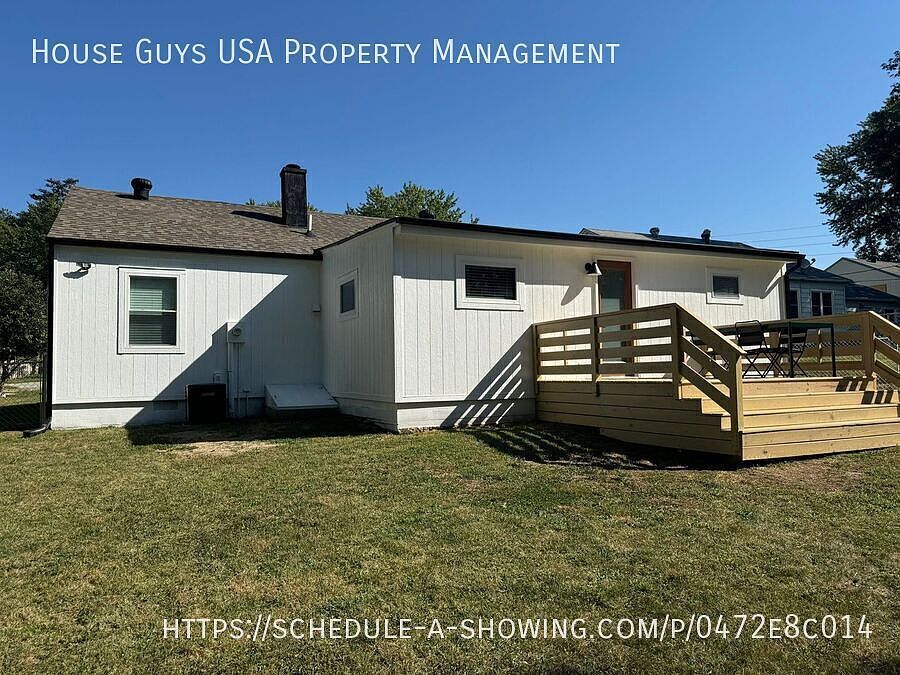 Building Photo - 505 NW Holly Ln