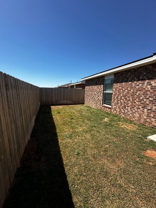 Building Photo - Available July 21st in Upland West: Awesom...