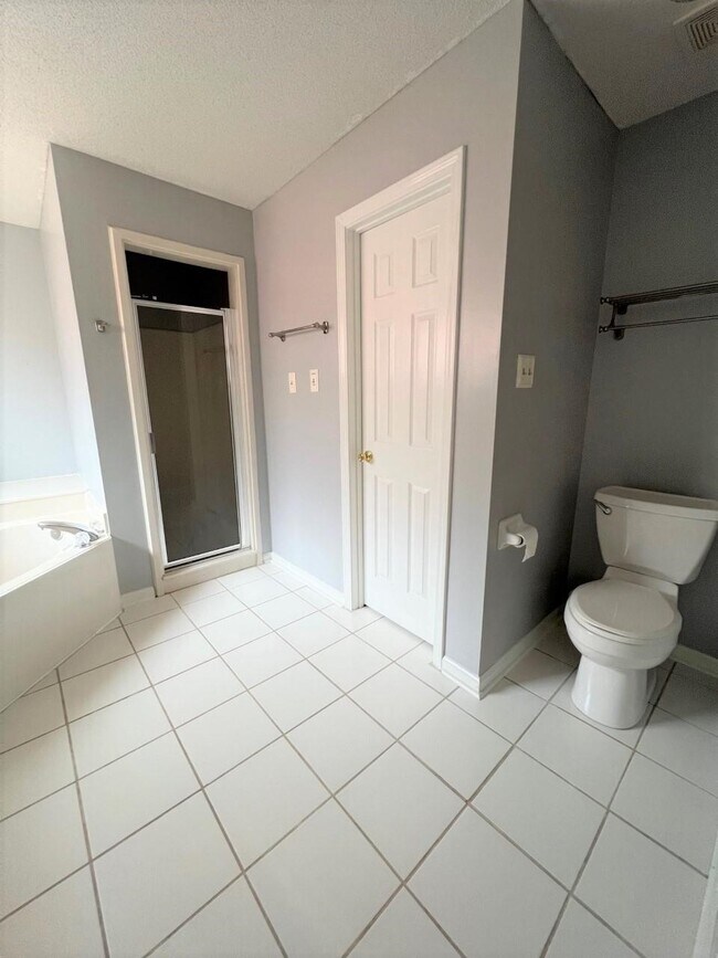 Building Photo - 1408 Squire Dudney Dr