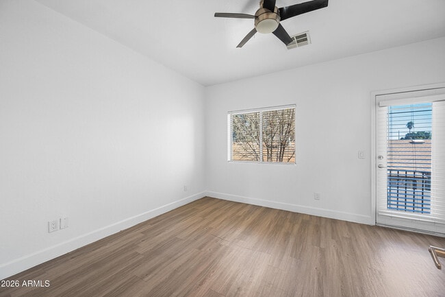 Building Photo - 4608 W Maryland Ave