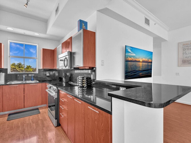 Building Photo - 2329 Vintage Dr