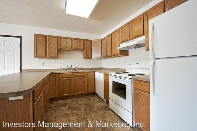 Building Photo - 611 3rd St NW