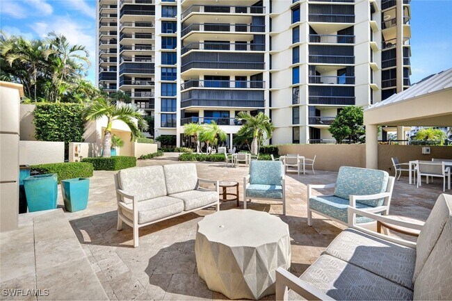 Building Photo - 4551 Gulf Shore Blvd N