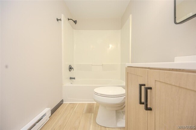 Building Photo - 6379 Robinson Rd