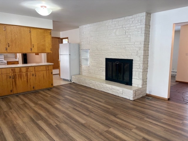 Building Photo - Large house west of Reserve Street