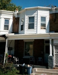 Building Photo - 915 Maple Terrace