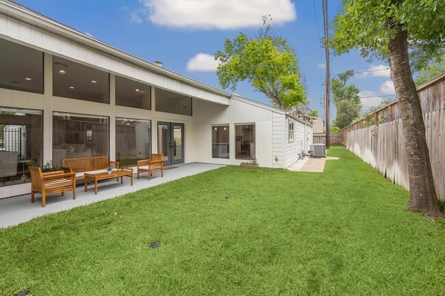Building Photo - 625 Rancho Bauer Dr