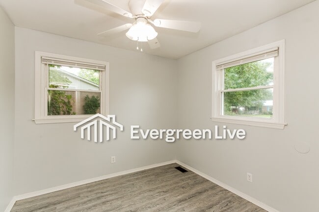 Building Photo - coming soon