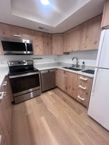 Building Photo - 136 E 400 N