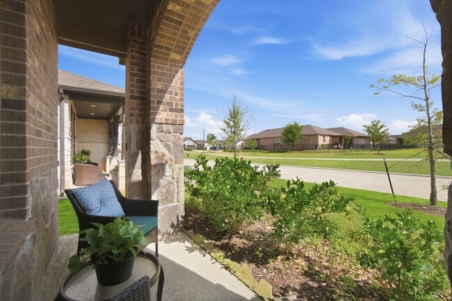 Building Photo - 9727 Rockwell Dr
