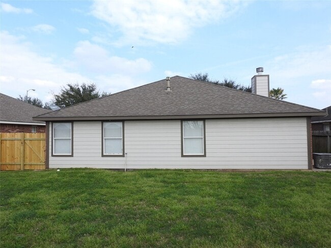 Building Photo - 6207 Pleasant Stream Dr