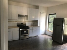 Building Photo - 301 Liberty St