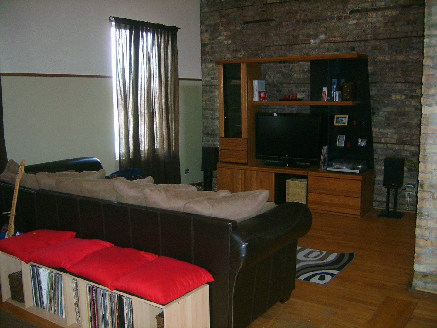 Building Photo - 2350 W Augusta Blvd