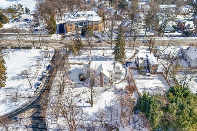 Building Photo - 1146 North Ave