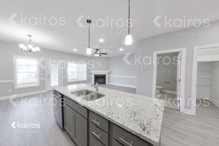 Building Photo - 3713 Oak Leaf Wy