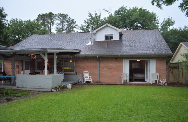 Building Photo - 5402 Queensloch Dr