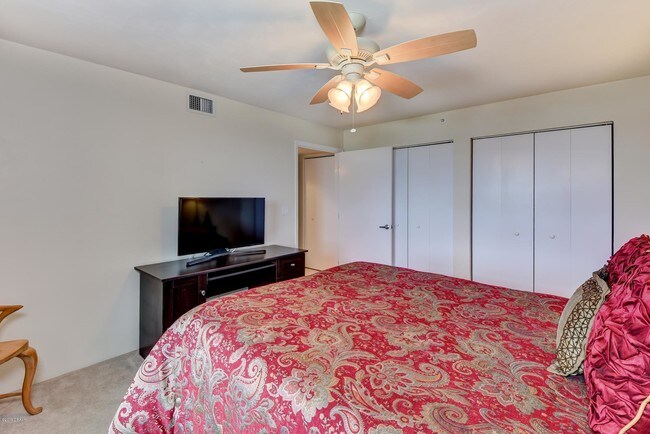 Building Photo - 3333 S Atlantic Ave