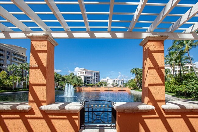 Building Photo - 731 Crandon Blvd