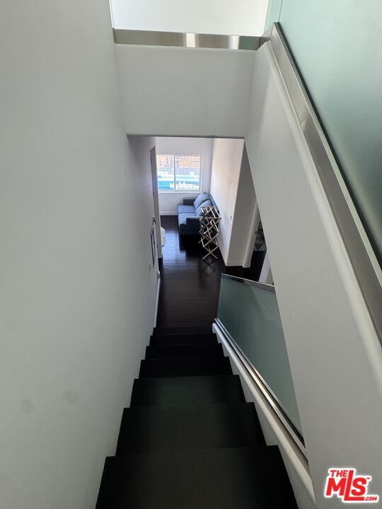 Building Photo - 1739 S Barrington Ave