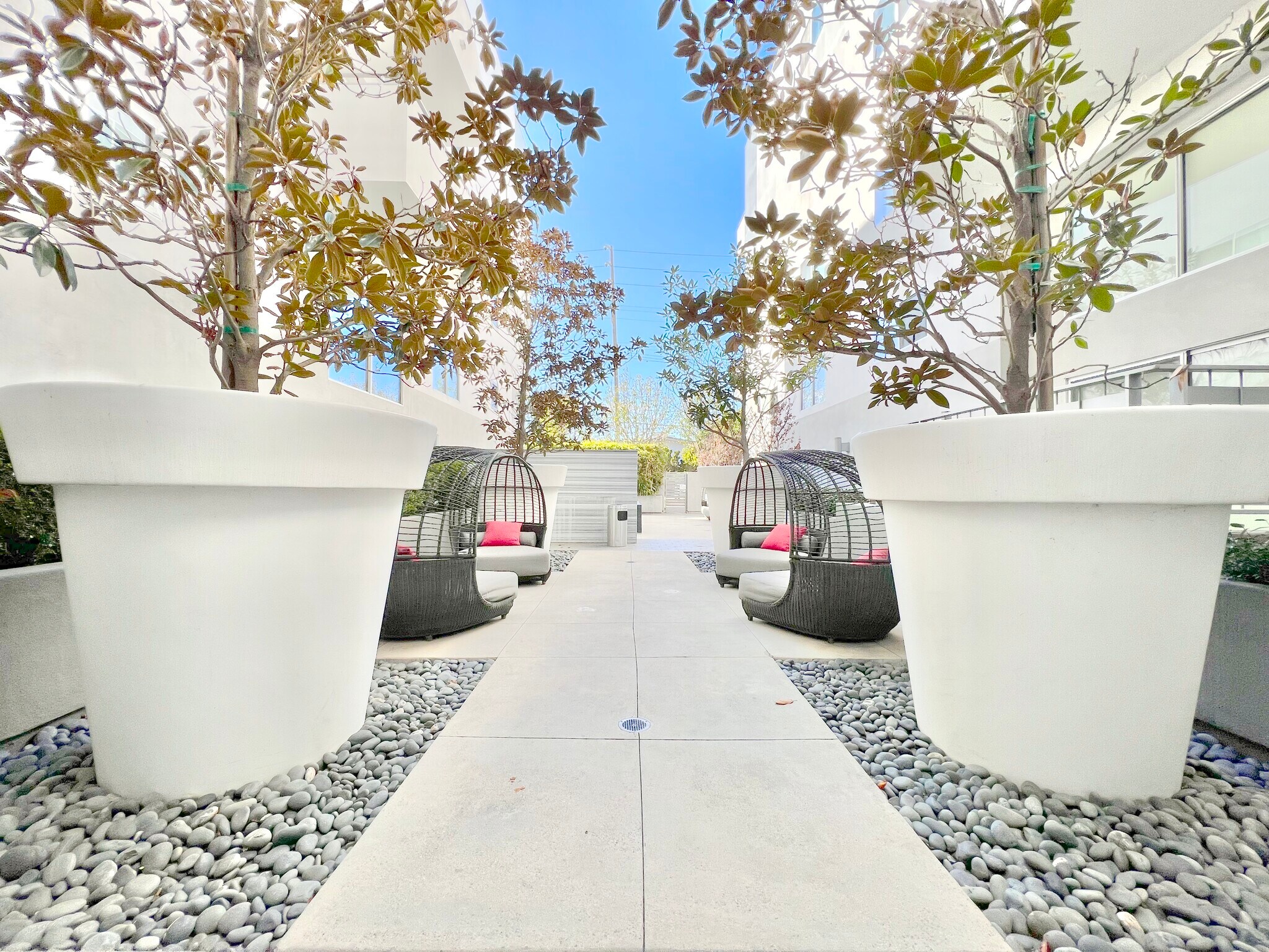 Building Photo - 1700 Sawtelle Blvd