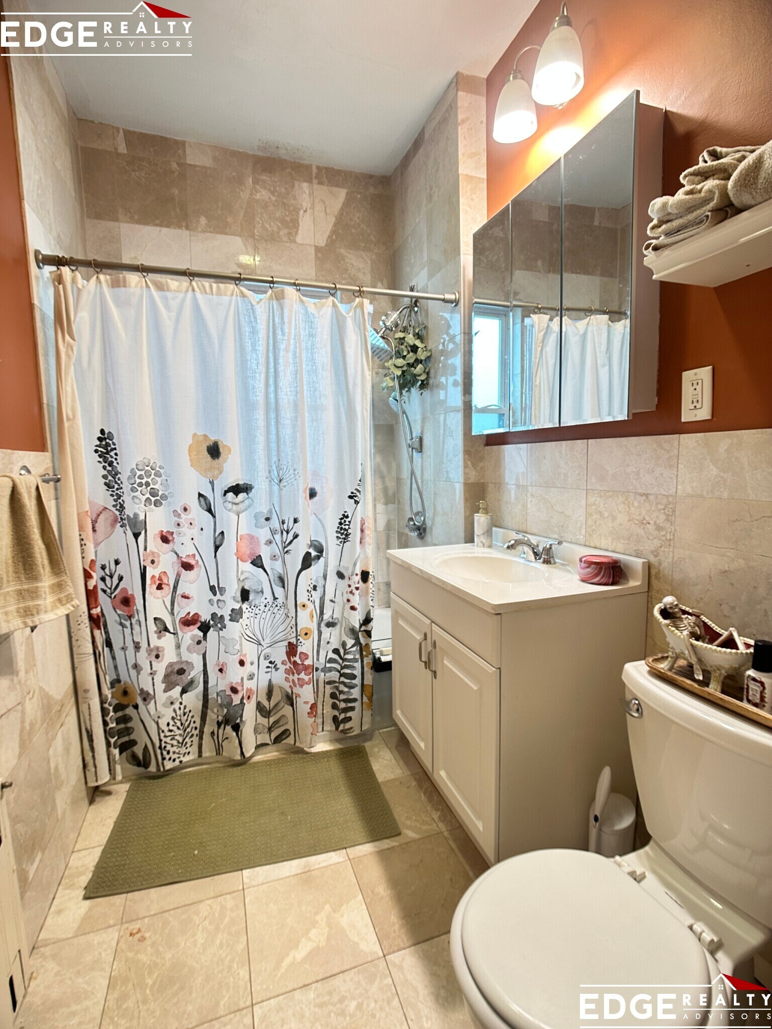 Building Photo - 12 Justin Rd