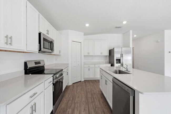 Building Photo - 14491 NW 165th Rd