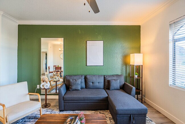 Building Photo - 2150 S 55th St