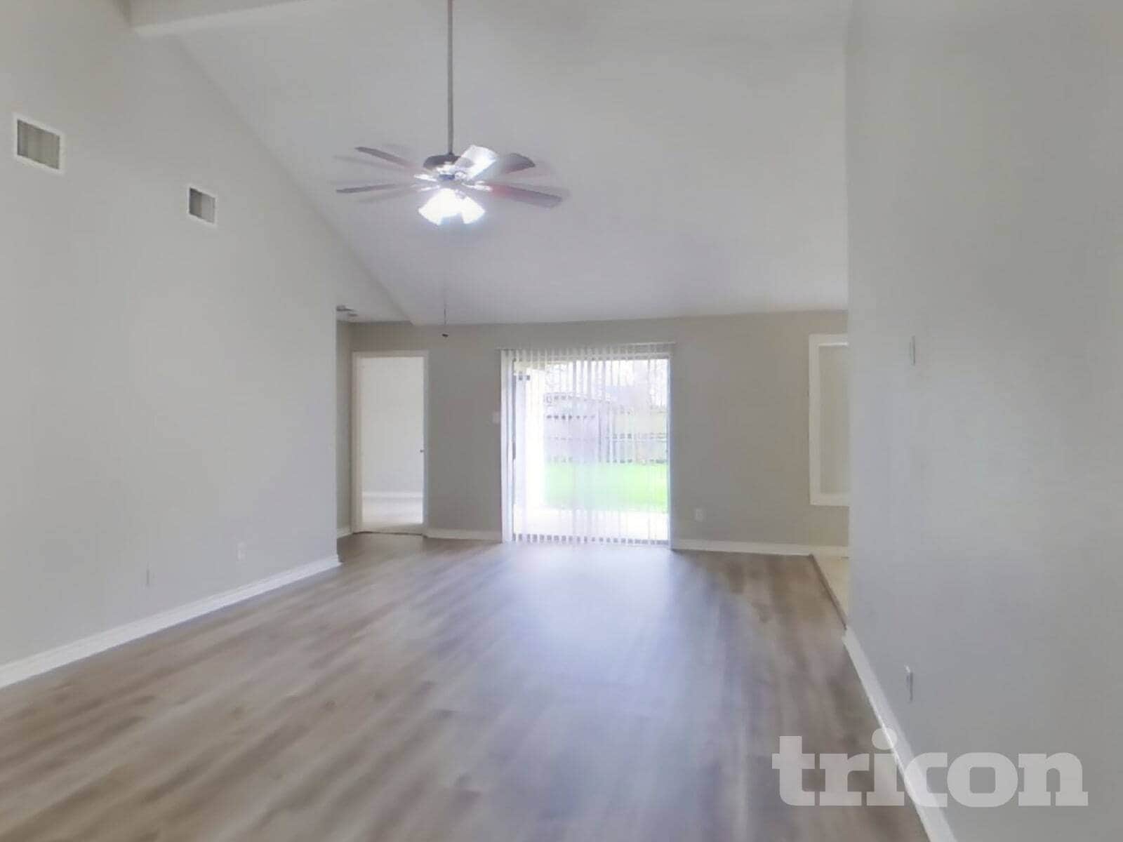 Building Photo - 22510 Braken Carter Ln