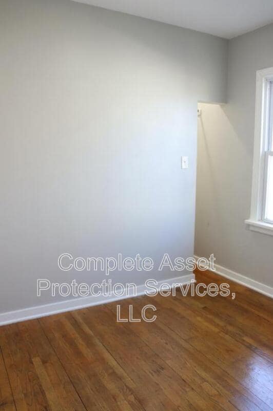 Building Photo - 4316 Baltimore Ave