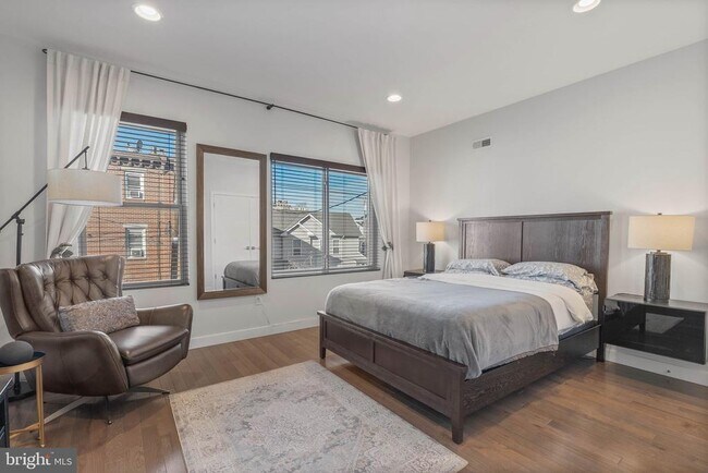 Building Photo - 1753 N Marshall St