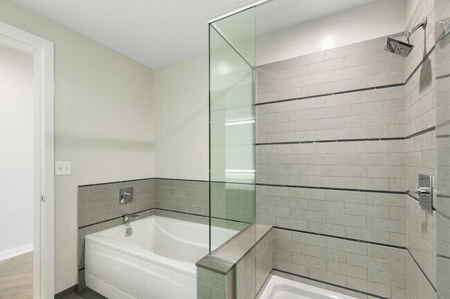 Building Photo - 1 Canal St